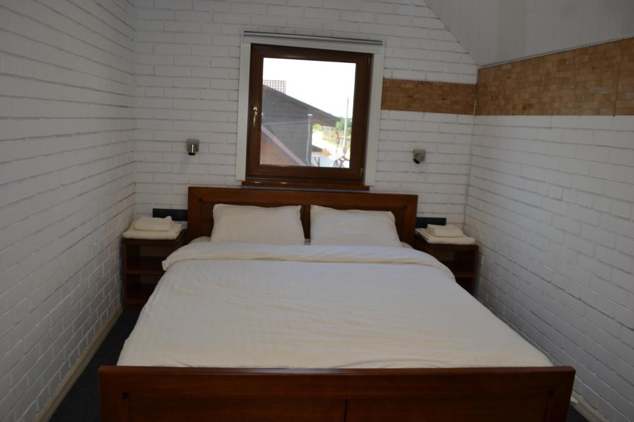Hotel Pryvatna Sadyba Tviy Kut à Svityaz' Extérieur photo