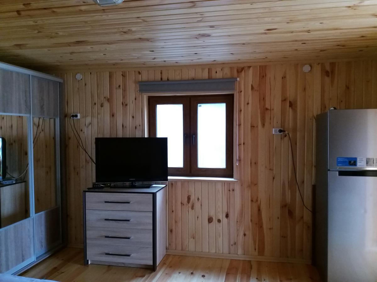 Hotel Pryvatna Sadyba Tviy Kut à Svityaz' Extérieur photo
