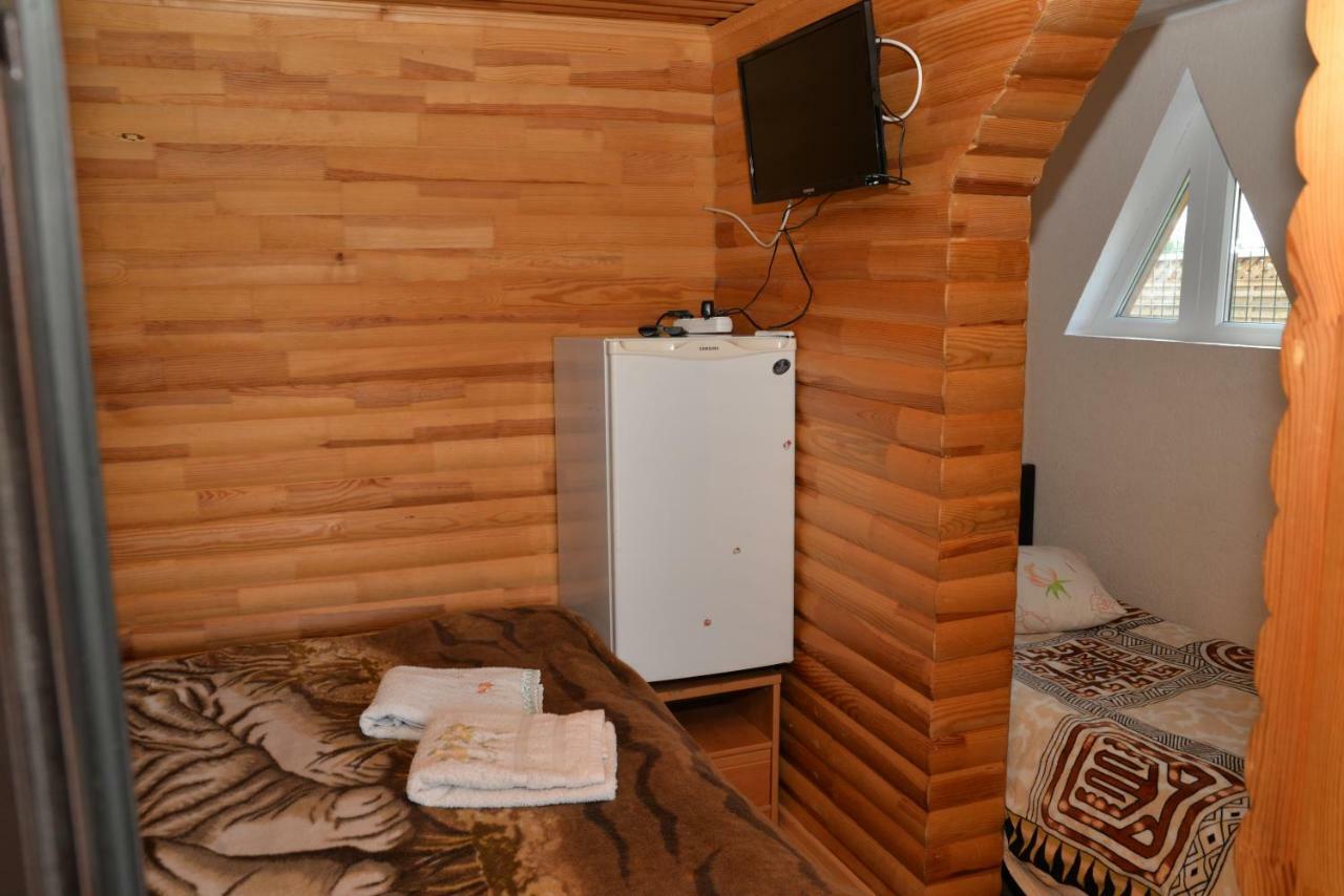 Hotel Pryvatna Sadyba Tviy Kut à Svityaz' Extérieur photo