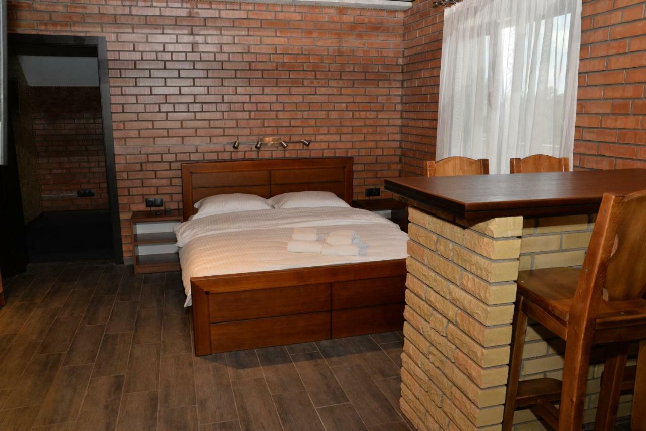 Hotel Pryvatna Sadyba Tviy Kut à Svityaz' Extérieur photo