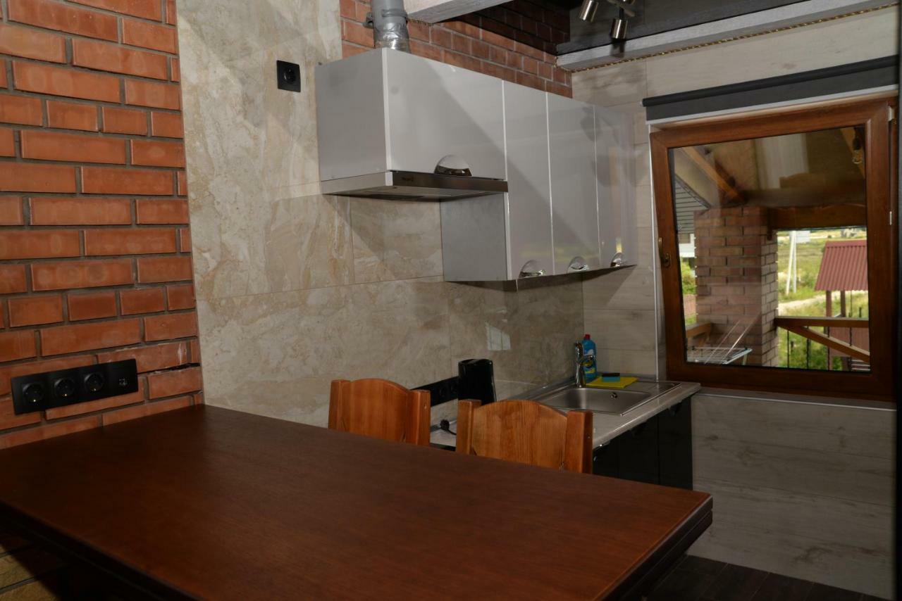 Hotel Pryvatna Sadyba Tviy Kut à Svityaz' Extérieur photo